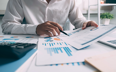 代理記賬服務費標準是多少？