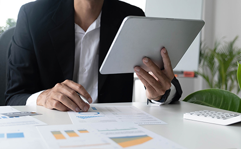 企業(yè)代理記賬收費：標(biāo)準(zhǔn)、模式與選擇指...