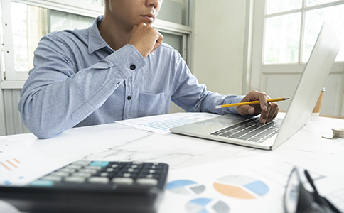 公司如何辦理進(jìn)出口經(jīng)營(yíng)權(quán)？